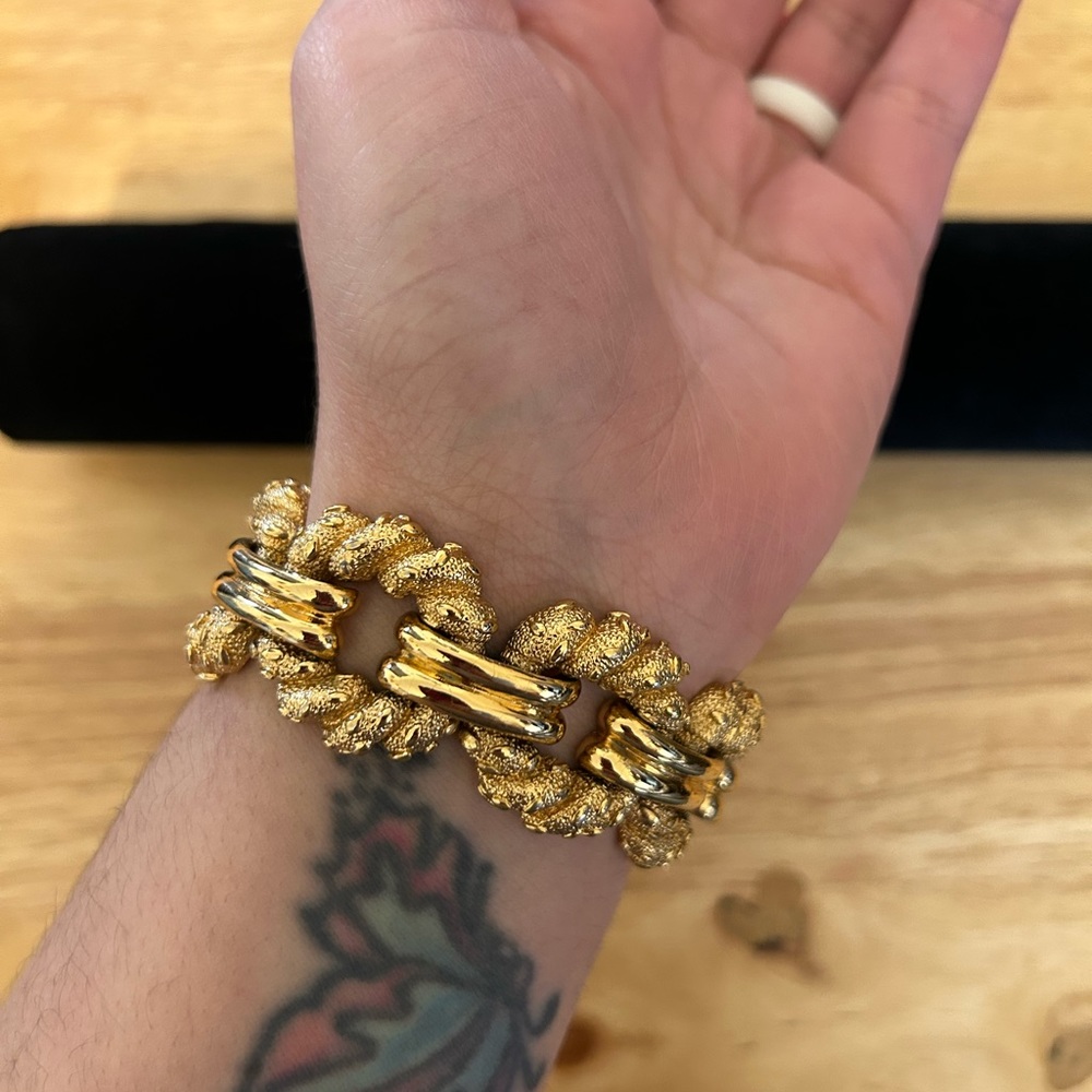Gold link bracelet